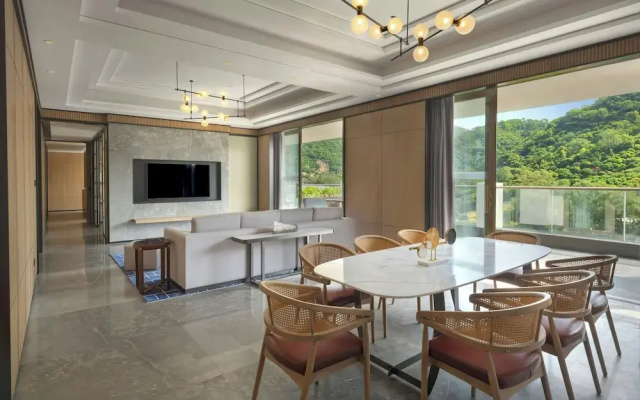 Sheraton Maoming Hot Spring Resort