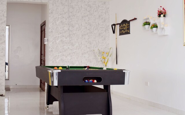 Luxury Atlantic Beach View Apartment in Lekki