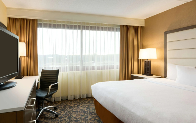Embassy Suites by Hilton Boston Waltham