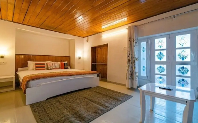 Mango Tree Courtyard Mussoorie