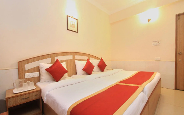 OYO 9633 Hotel Srinidhi Residency