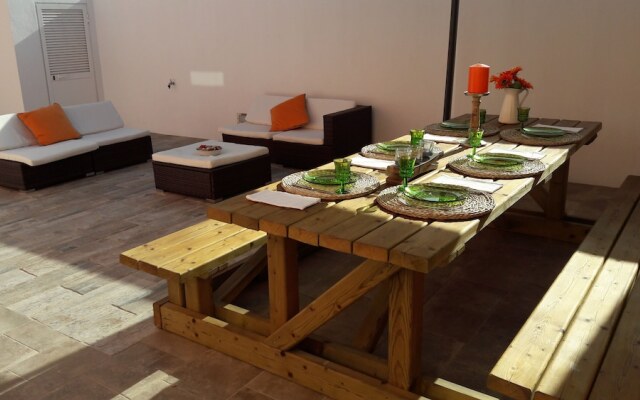 Family Villa Pool & Beach