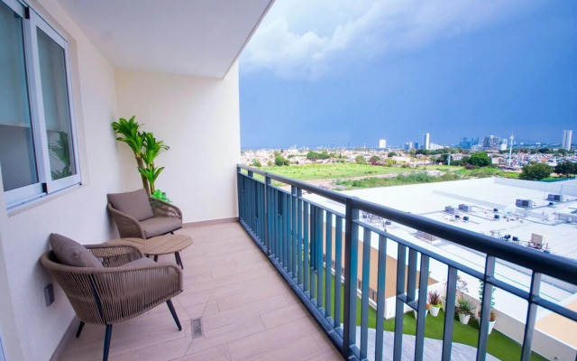 Real View Towers E504 by Casago