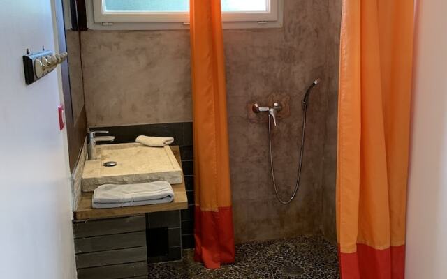 Puravida Annexe