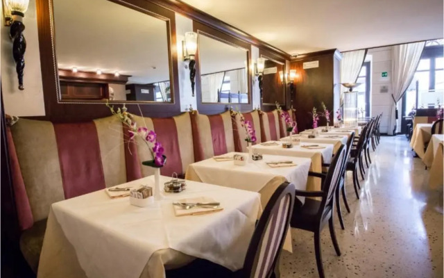 Victoria Hotel Letterario