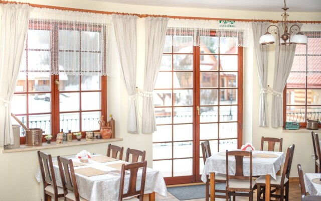 Gosciniec Pieciu Stawow