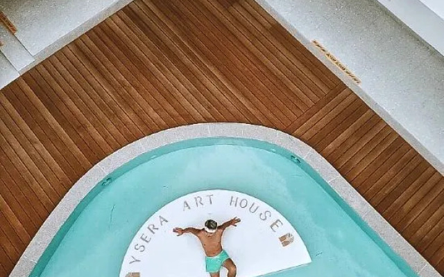 Yi Sela Homestay (Sanya Yalong Bay Branch)