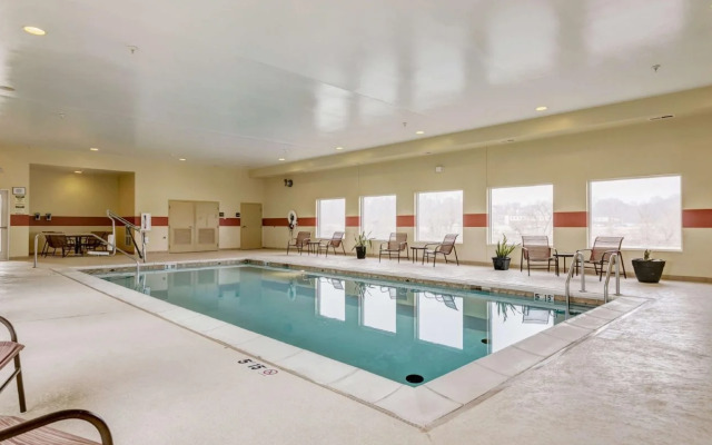 Hampton Inn St. Louis - Columbia