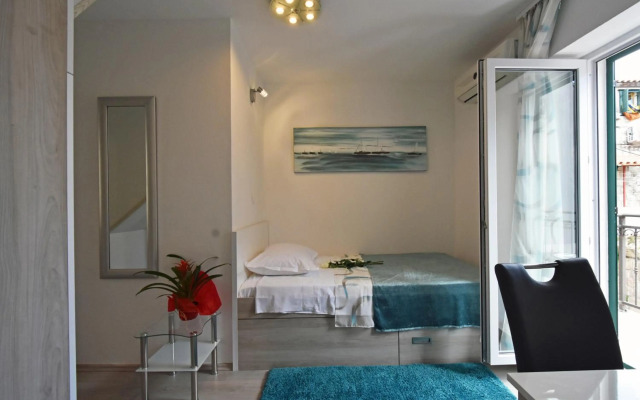 Apartments and rooms with WiFi Split - 18909