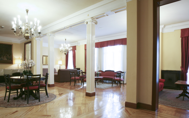 Hotel Mediodia