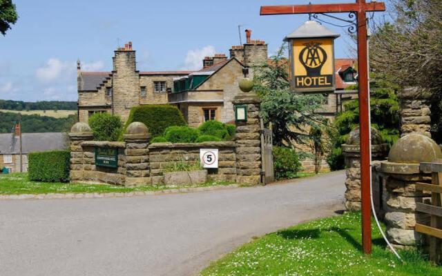 Dunsley Hall Country House Hotel