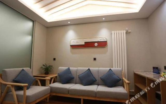 Spring Yingxiang Sky Garden Hotel (Beijing Tiananmen Wangfujing Branch)