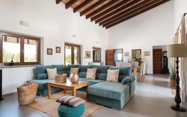 Bellpuig 4 in Art With 3 Bedrooms and 2 Bathrooms