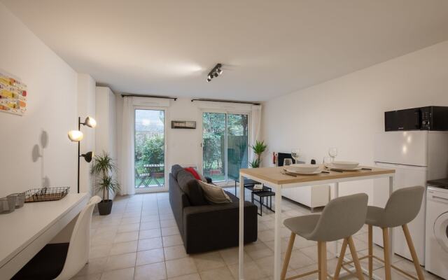 Moderne cosy 350m C. Mirabeau