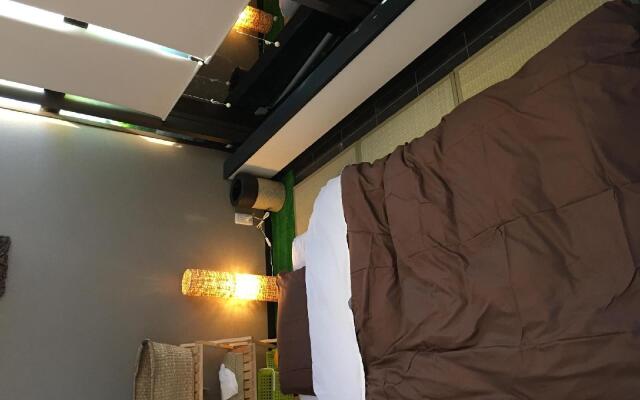 Japanese Style Hotel Momoyama