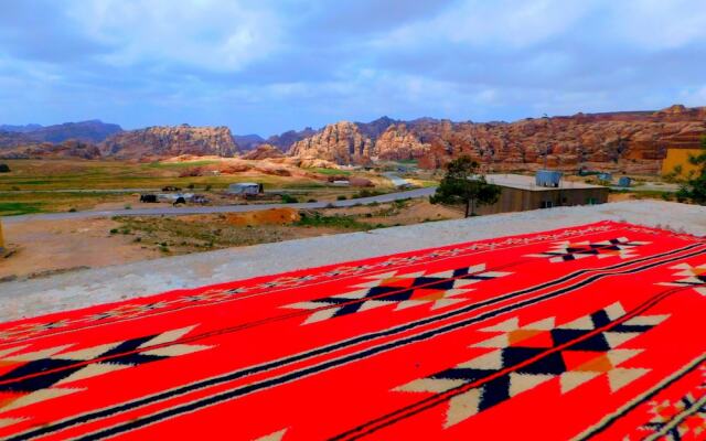 Little Petra Comfortable HomeStay