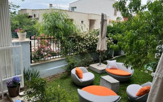 Ellawilla Suit House