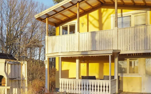6 Person Holiday Home in Fjallbacka