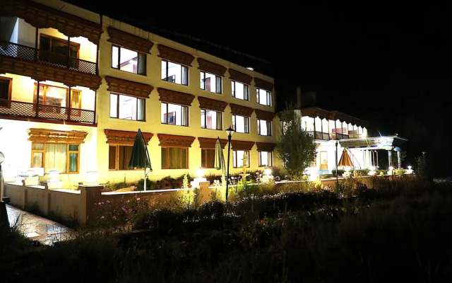 Oasis Villa