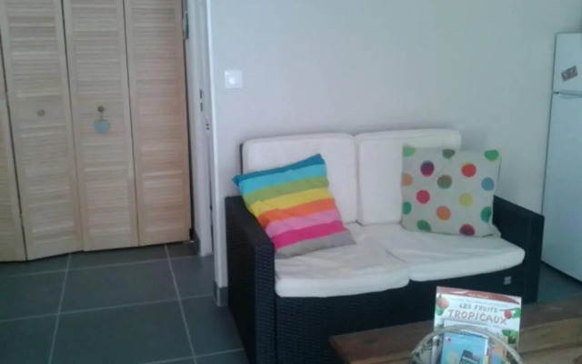 TICASE SOLEIL - F2 tout confort, terrasse, jardin privatif, DIDIER