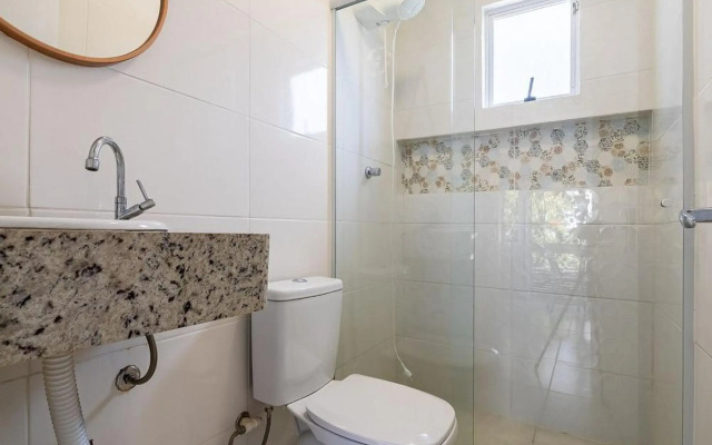 274 - Excelente apto 02 dormitórios em Mariscal