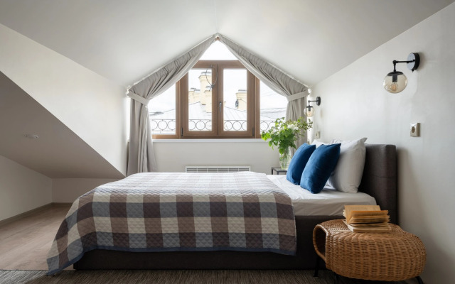 LetYourFlat Mansarda