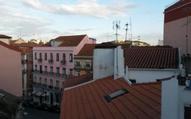 Lisbon Sloped Ceiling Apartment