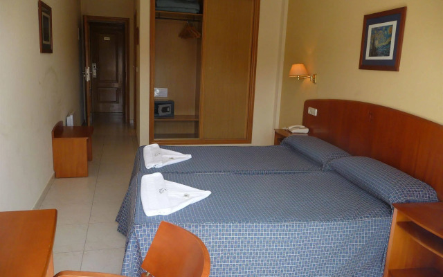 Hotel Atalaya II