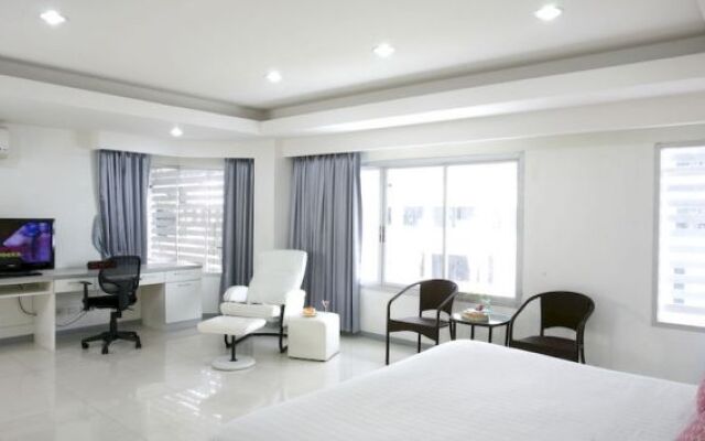 The Grand Suree Residence