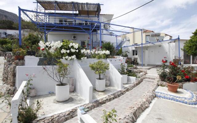 Paradis Studios