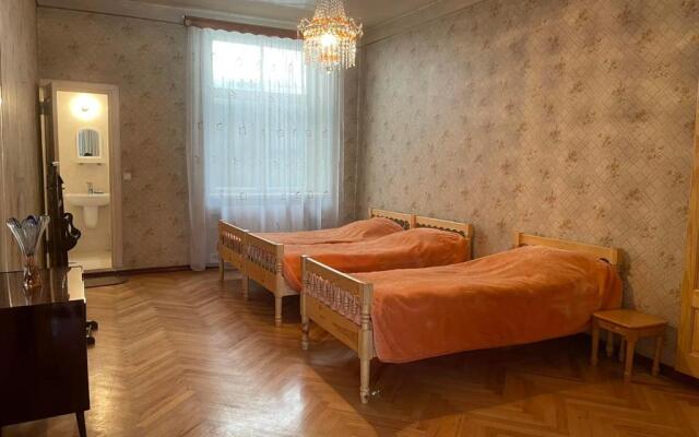 Emma's Guesthouse in Borjomi