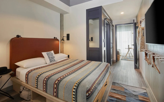 Moxy Columbus Short North