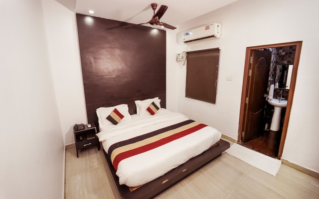 Hotel Crossroad