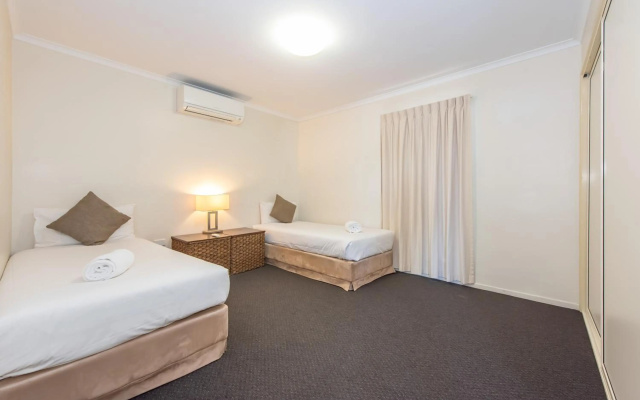 Coral Cay Resort – Guest Rooms – Mackay
