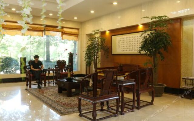 Oriental Landscape Holiday