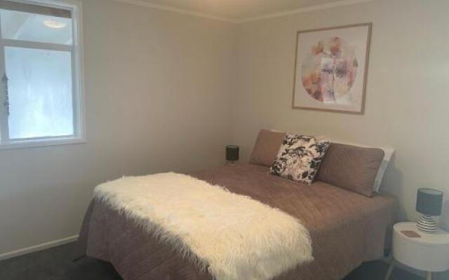 Martinborough Experience Accommodation Bed & Breakfast