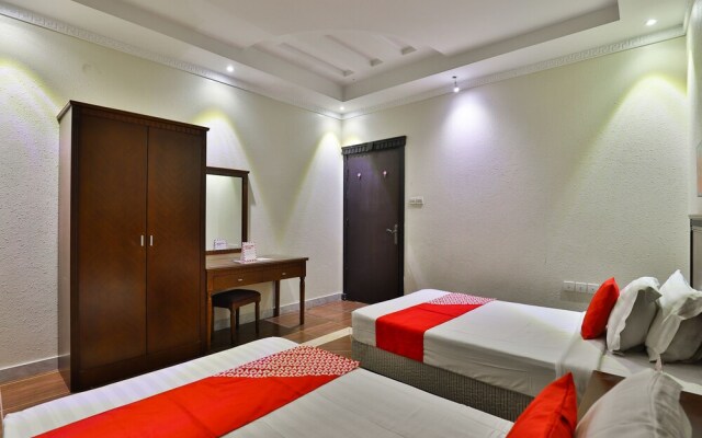 OYO 215 Wassan International Hotel