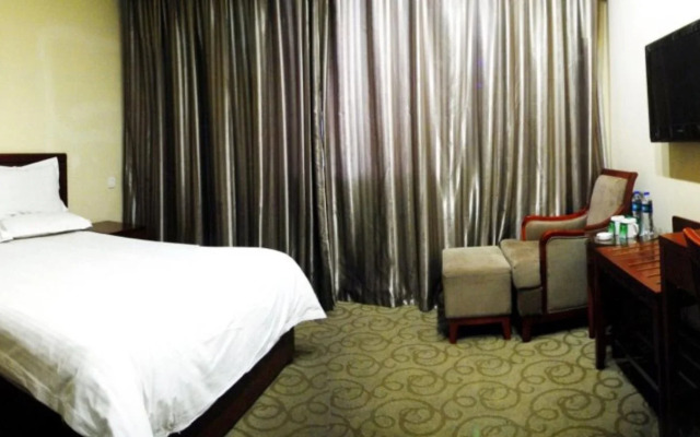 GreenTree Inn Puyang Ruifengyuan Business Hotel