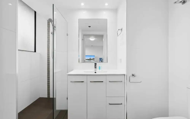 Charming 1-bed Unit in an Unbeatable Location – Guest Rooms – Brisbane