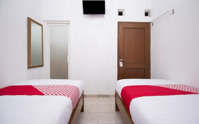 Oyo 653 Ki Agung Prestise 2