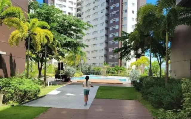 Elegant 2 Bedroom Unit Avida27