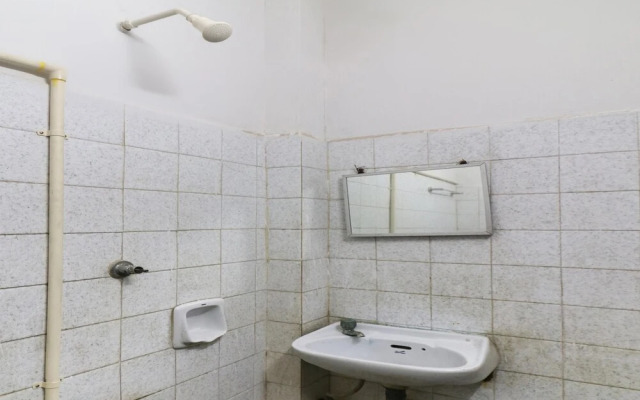 Jayanthi Mansion by OYO Rooms