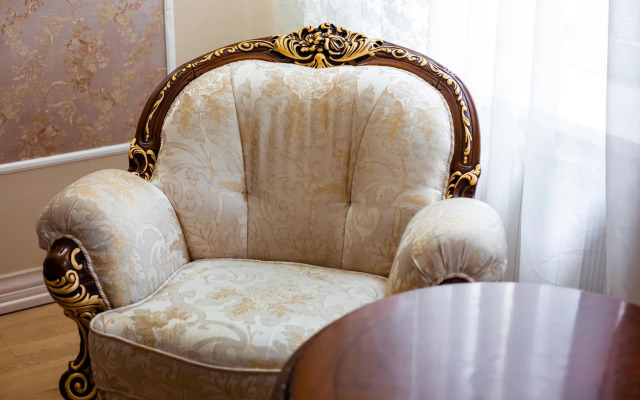 Romari Проспект Свободи 31