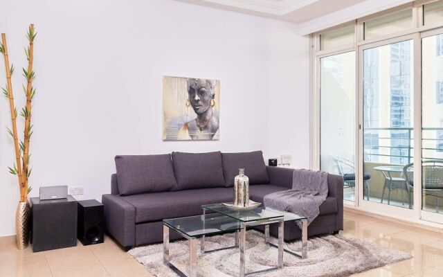 Cozy 1BR apartment Marina Crown