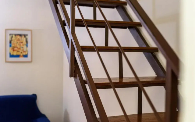 Via dei Tribunali 175