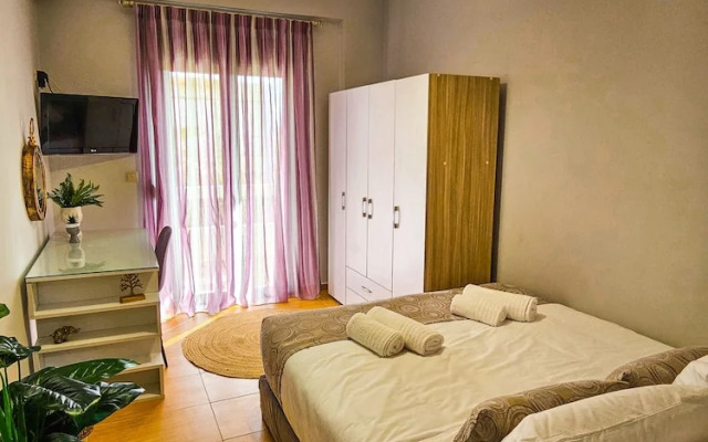 Villa Aitheras - Mountain View & Garden