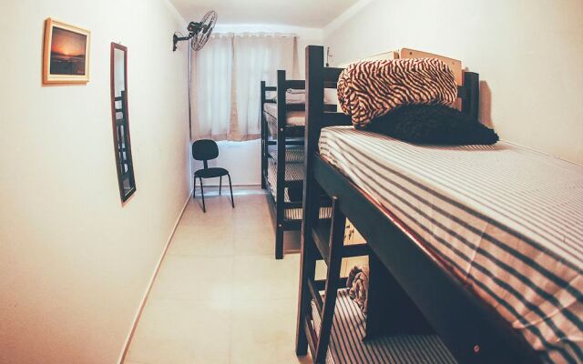 Lagoa Nômade Hostel