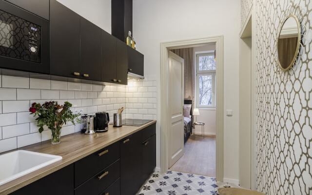 Royal APTs Prague by Michal&Friends