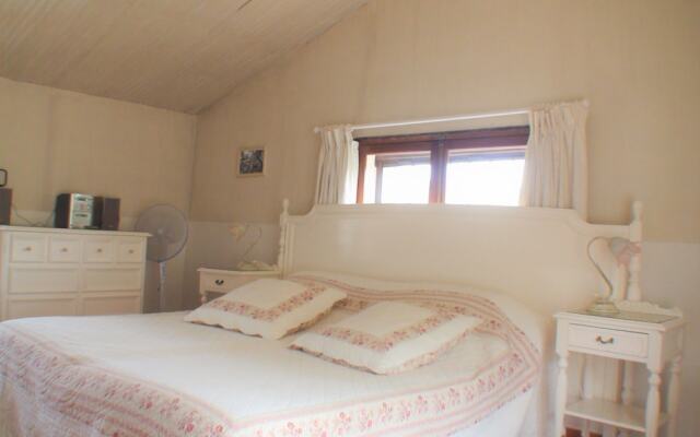 B&B With Charm - Quiet With Kitchen & sw Pool