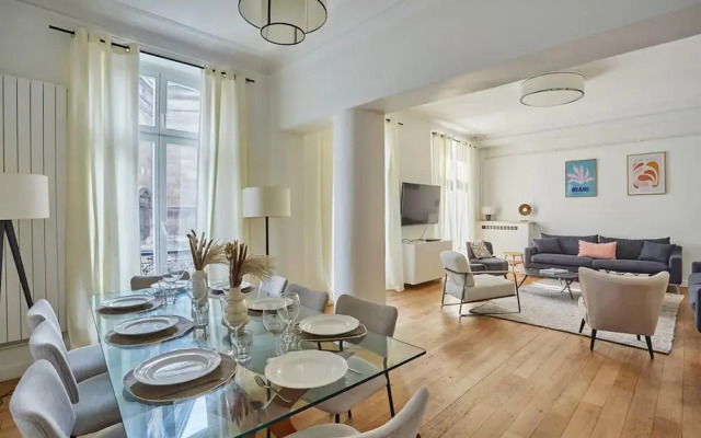 Superb Apartment Center of Paris/montmartre